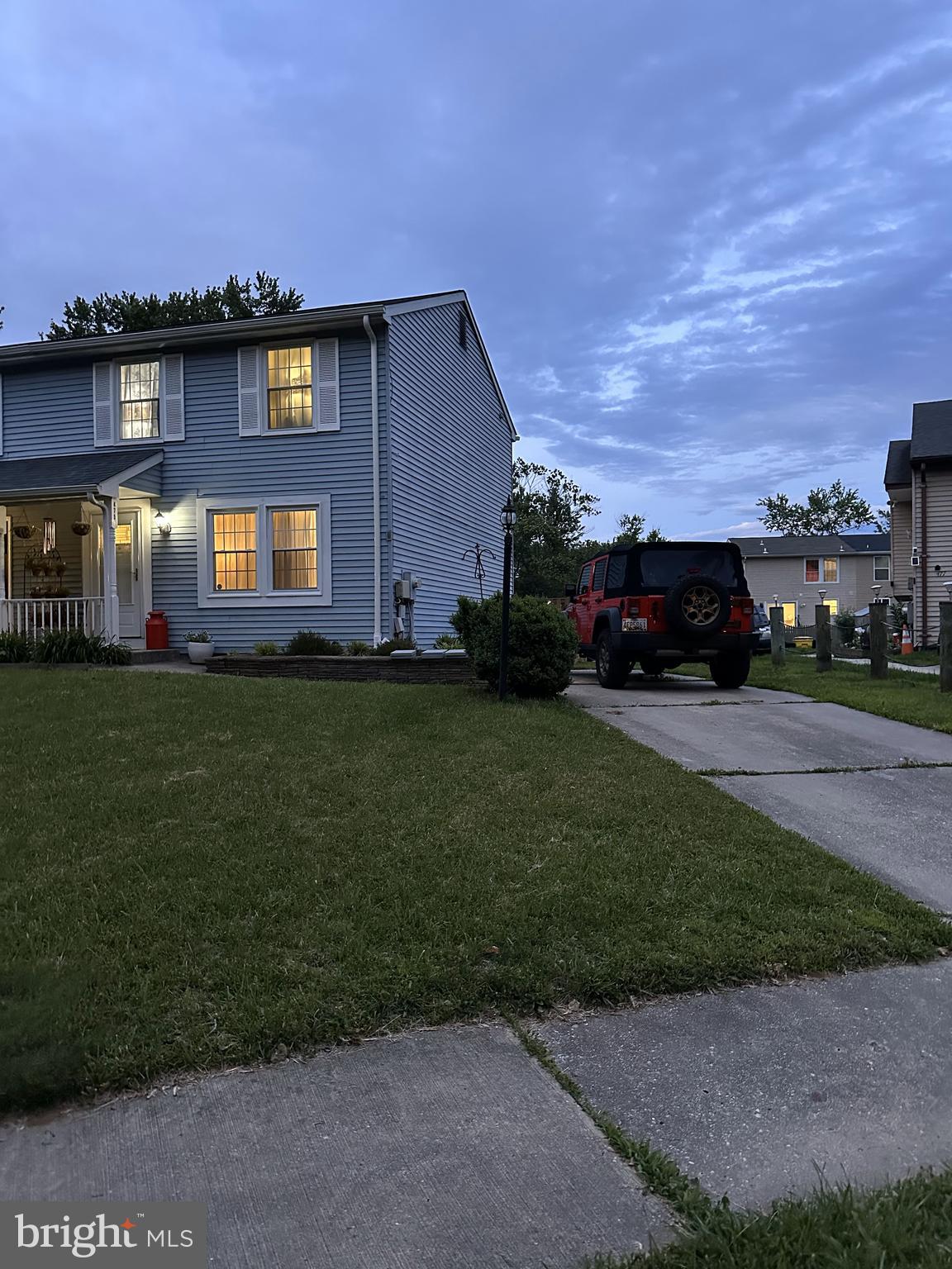 Beautifully Updated Three Level End Unit Duplex On The Broadneck Peninsula! High End Kitchen Renovation Includes Cafe Style Appliances, Quartz Countertops, Solid Brass Fixtures & Sink, Seashell Backsplash, Real Hardwood Floors Throughout The Main Level & Upper Level, Spa-Like Main Bathroom, Freshly Painted Interior, Bonus Lower Level Ready For Your Design. Home Is Situated on a Sunny Lot & Located On a Cul-de-Sac With a Private Driveway That Holds up to Three Cars. Low HOA Fees, Close To Shopping & Restaurants & Minutes From Downtown Annapolis. Easy Access To Route 50 & 97 & Very Commutable To Ft. Meade, Washington DC, Baltimore & Northern VA. One Exit To Chesapeake Bay Bridge & All That The Eastern Shore of MD Has To Offer.
Don’t Miss Your Chance To Join The Revell Downs Community — Where Neighbors Become Friends & Homes are Cherished.