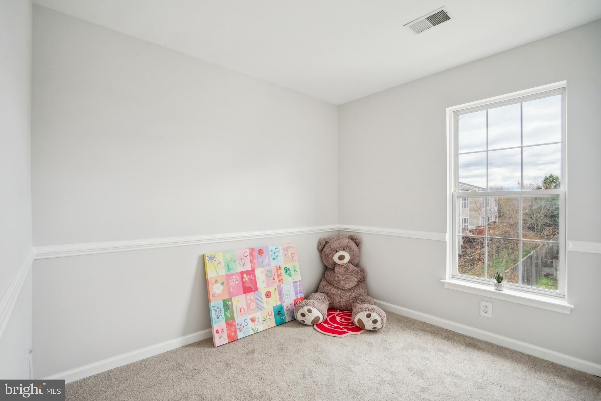 JAPONICA - Residential Lease