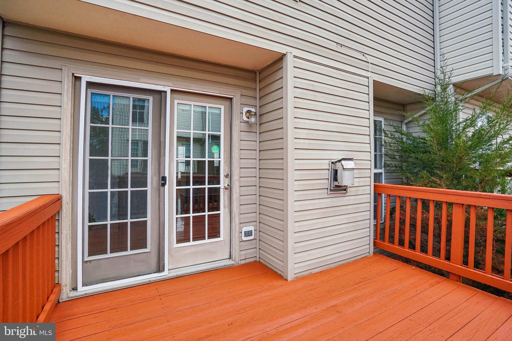 JAPONICA - Residential Lease