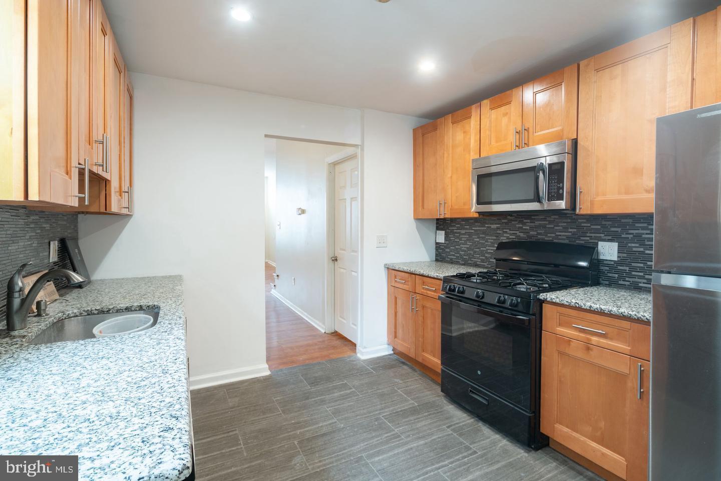 NORTH CENTRAL - Residential Lease