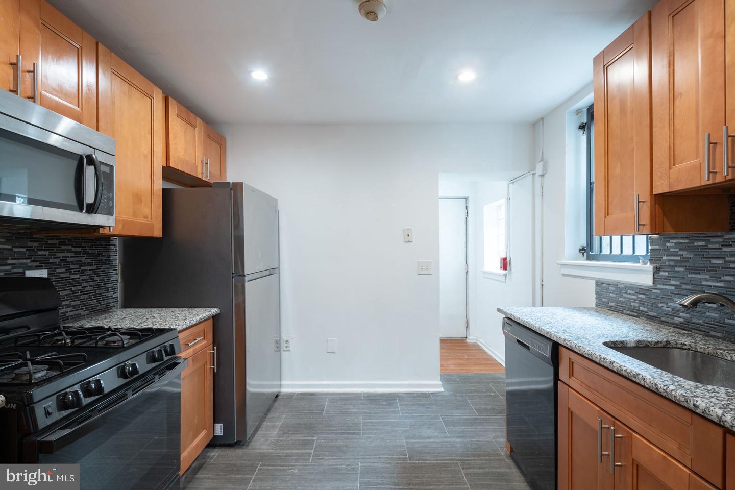 NORTH CENTRAL - Residential Lease