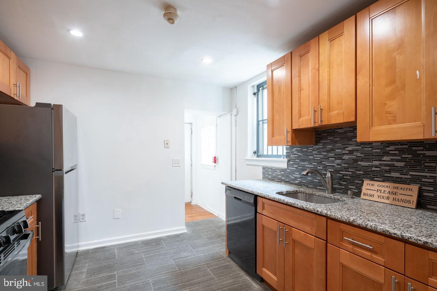 NORTH CENTRAL - Residential Lease