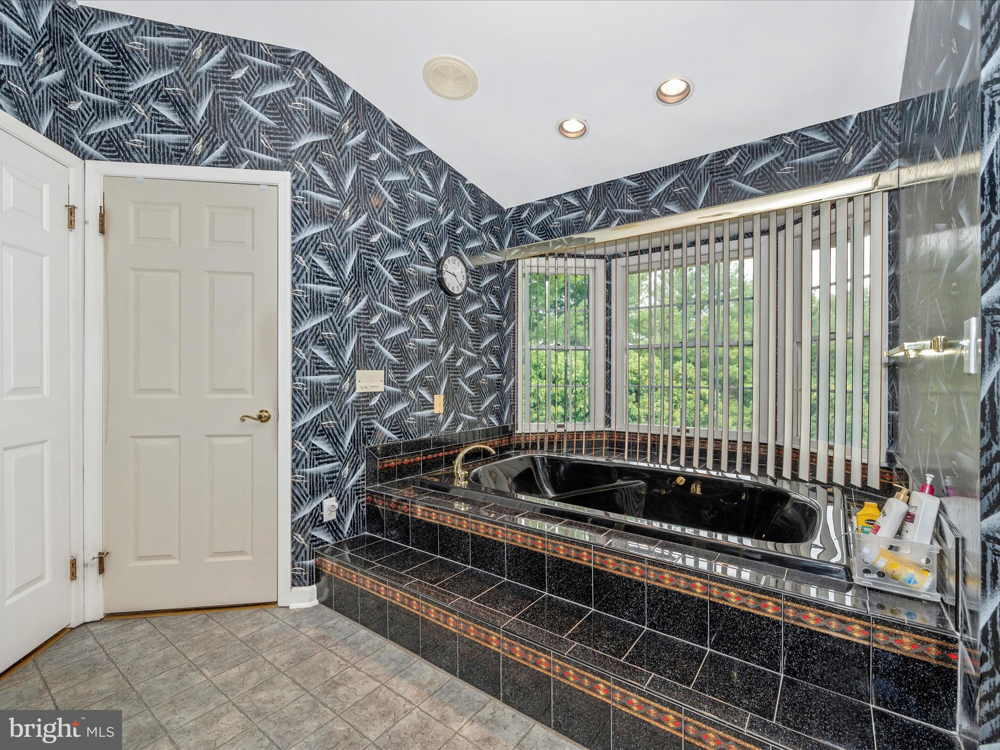 NORTH GATE TOWNE HOMES - Residential