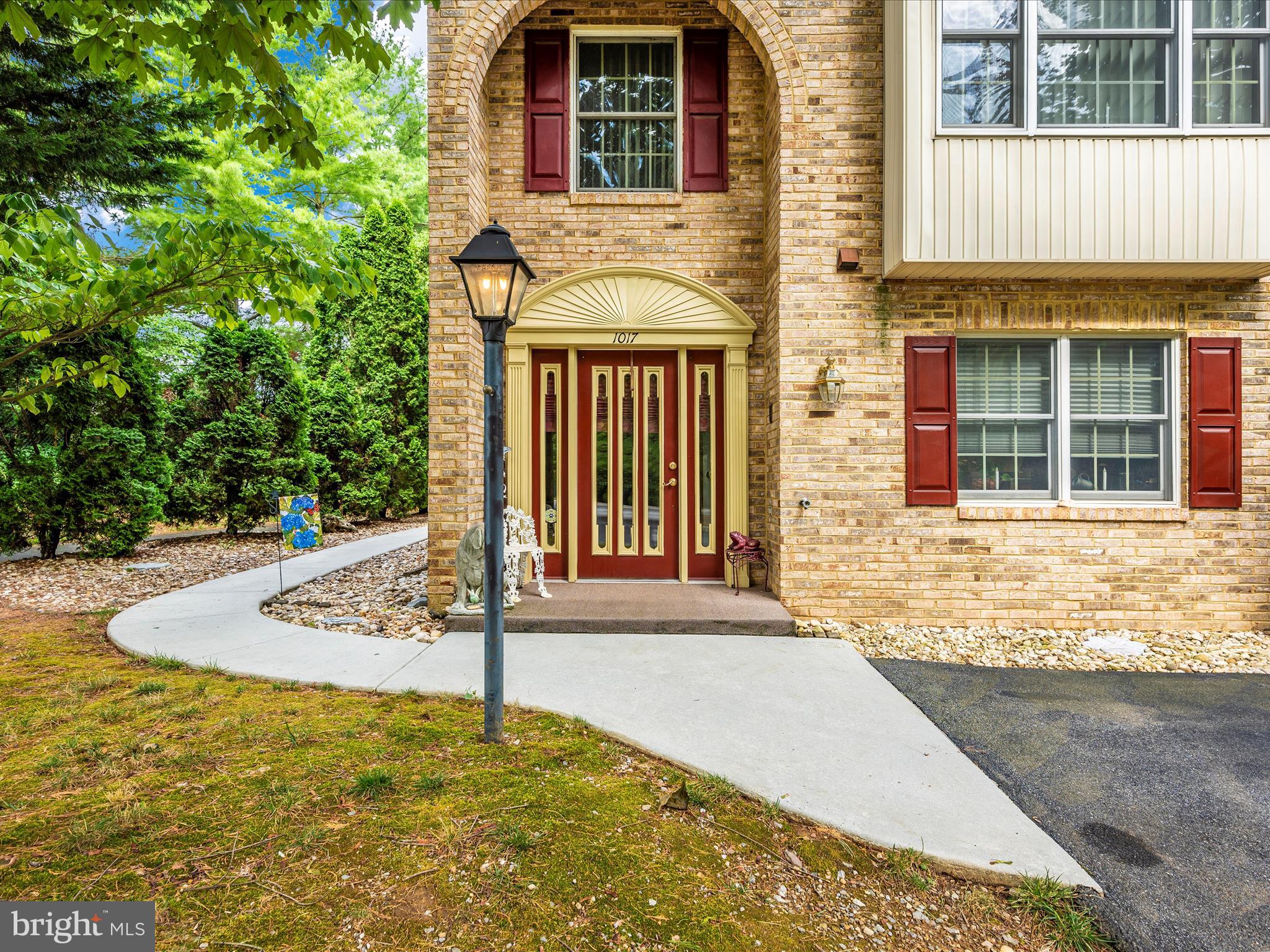 NORTH GATE TOWNE HOMES - Residential