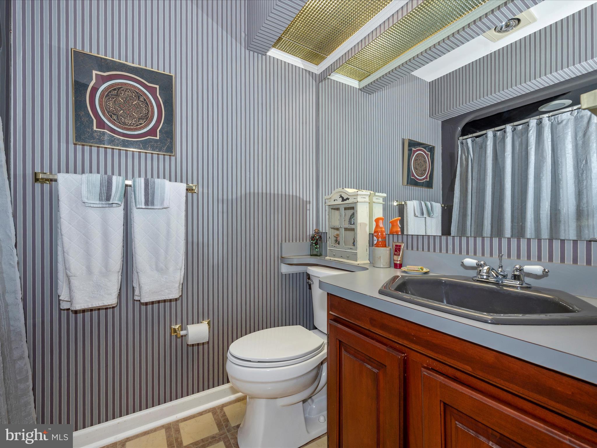 NORTH GATE TOWNE HOMES - Residential