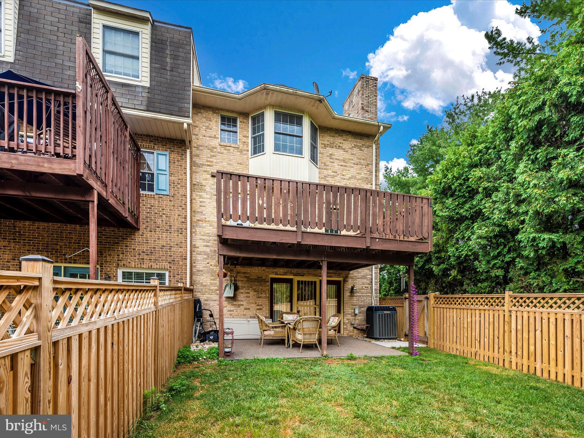 NORTH GATE TOWNE HOMES - Residential