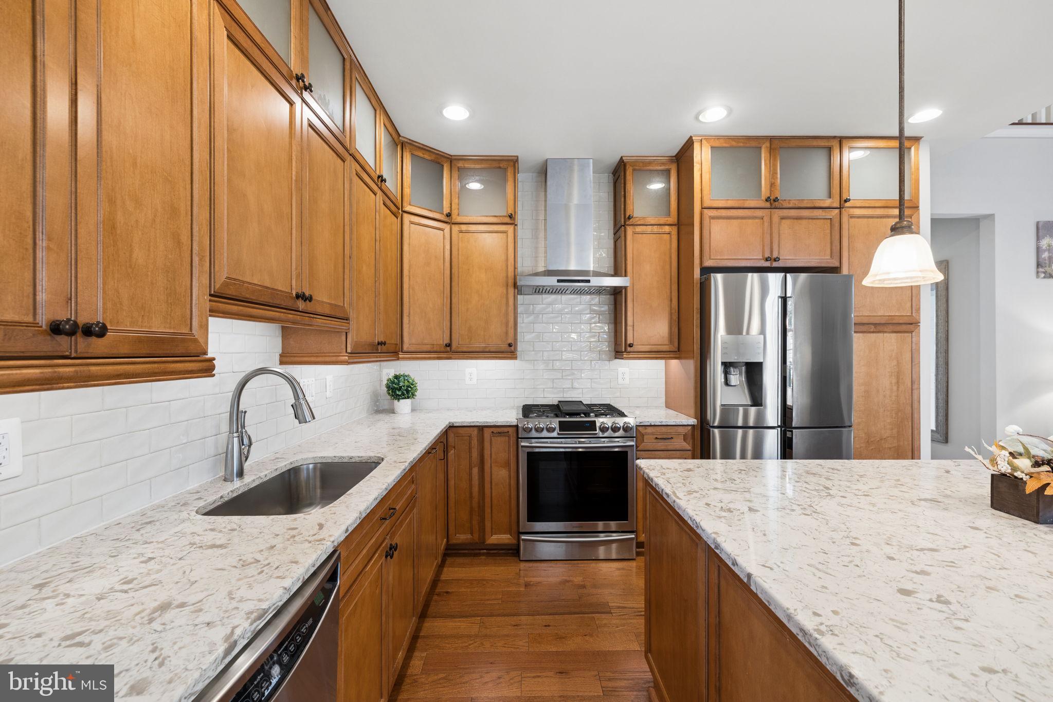 13186 TRIPLE CROWN LOOP