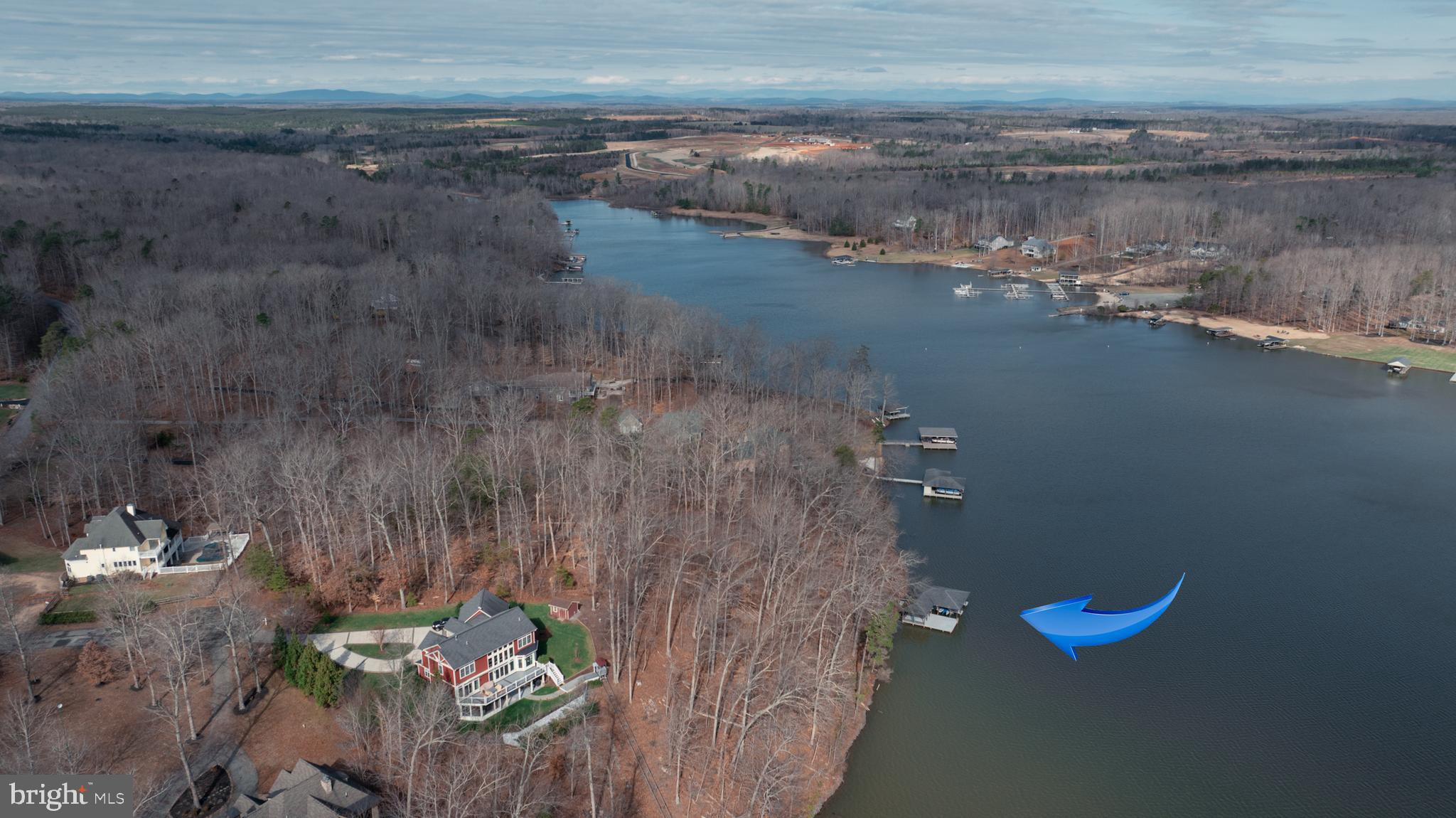 FRESHWATER ESTATES - Land