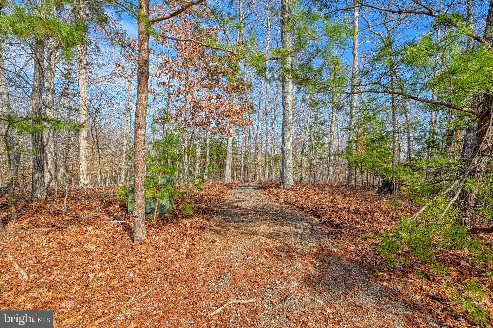 FRESHWATER ESTATES - Land