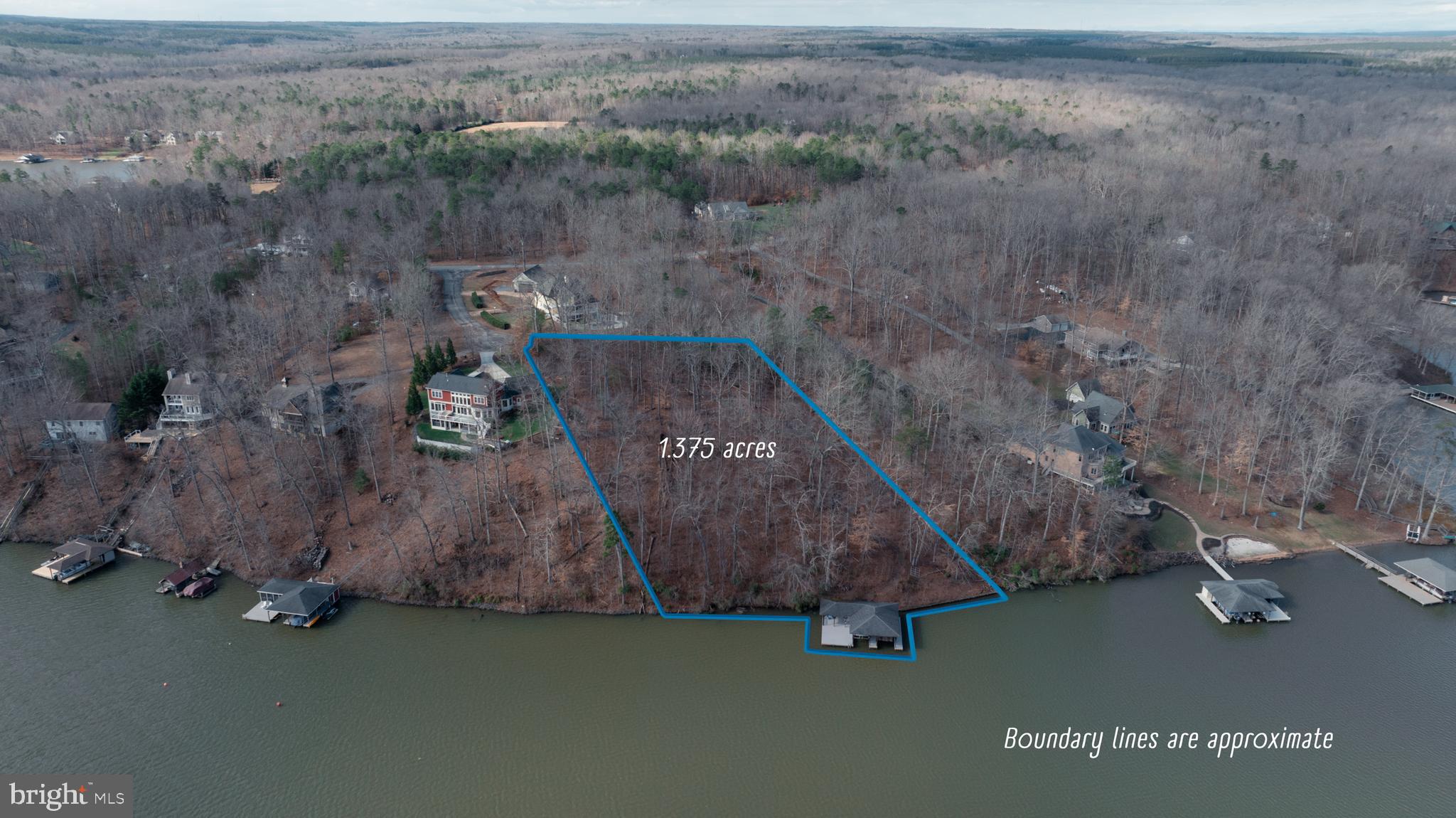 FRESHWATER ESTATES - Land