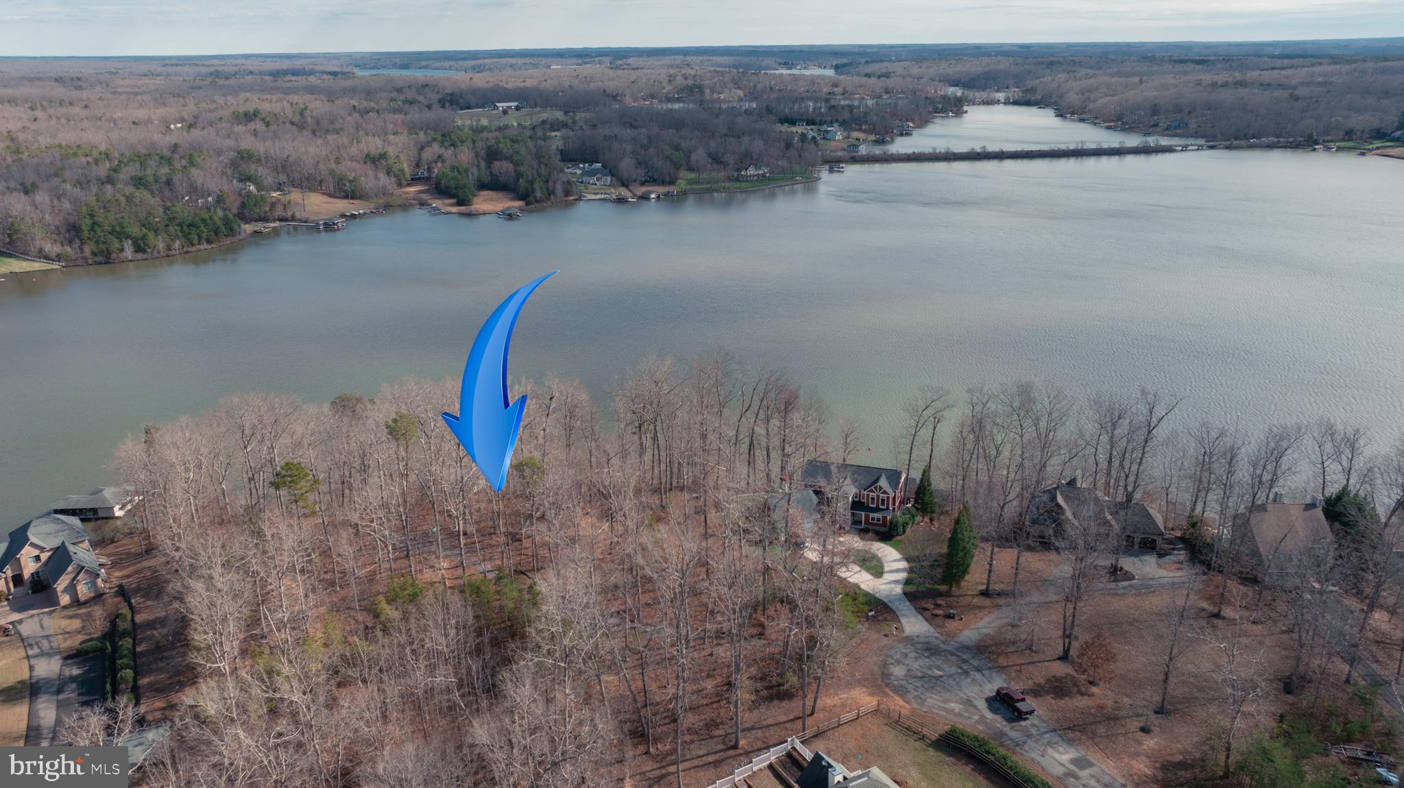 FRESHWATER ESTATES - Land