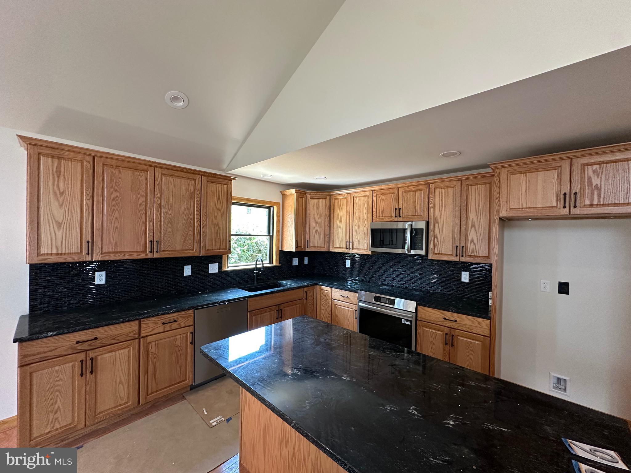 LONDONDERRY TOWNSHIP - Residential