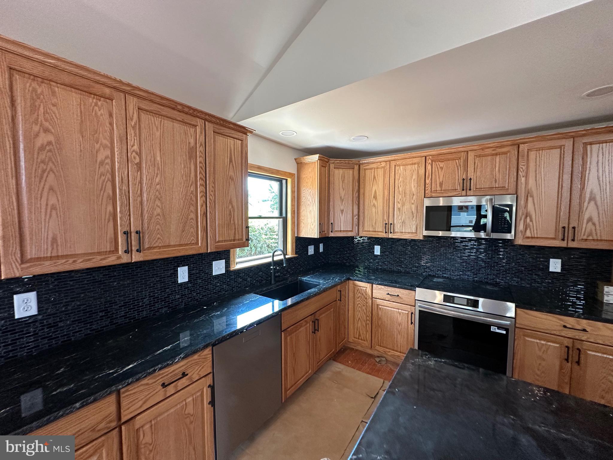 LONDONDERRY TOWNSHIP - Residential