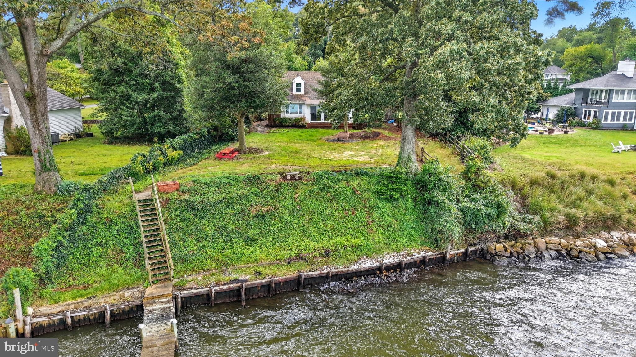 SHORE ACRES - Residential