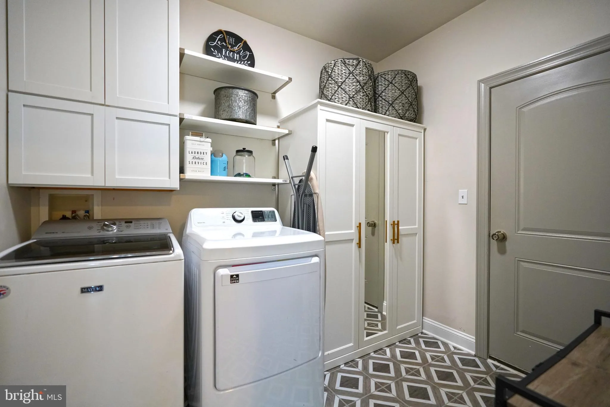 Lewes, Delaware 19958, United States, 3 Bedrooms Bedrooms, ,2 BathroomsBathrooms,Residential,Pending,215379