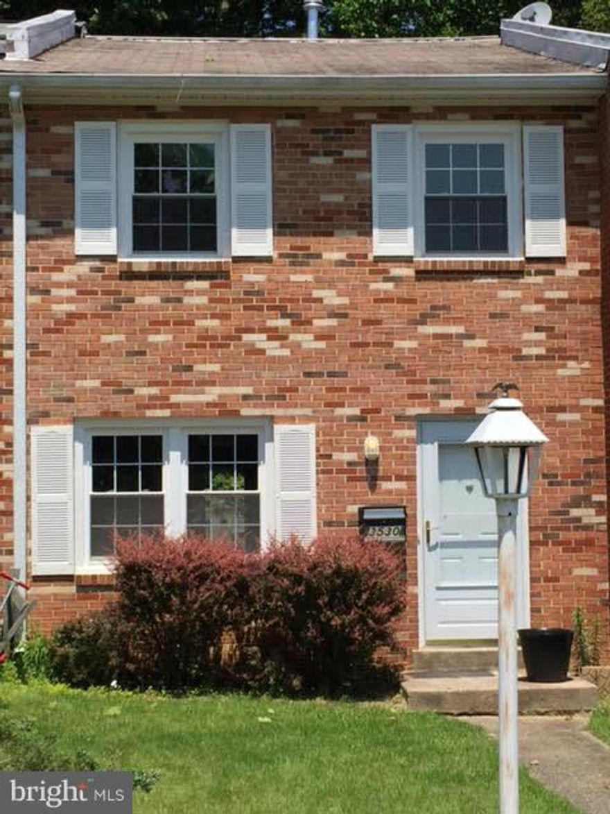 Welcome home! Come view this newly painted town-home in the heart of Dale City. Hardwood floors and ceramic tile. Fenced in rear yard with room for a garden. Don't let this one slip away. Home Warranty.