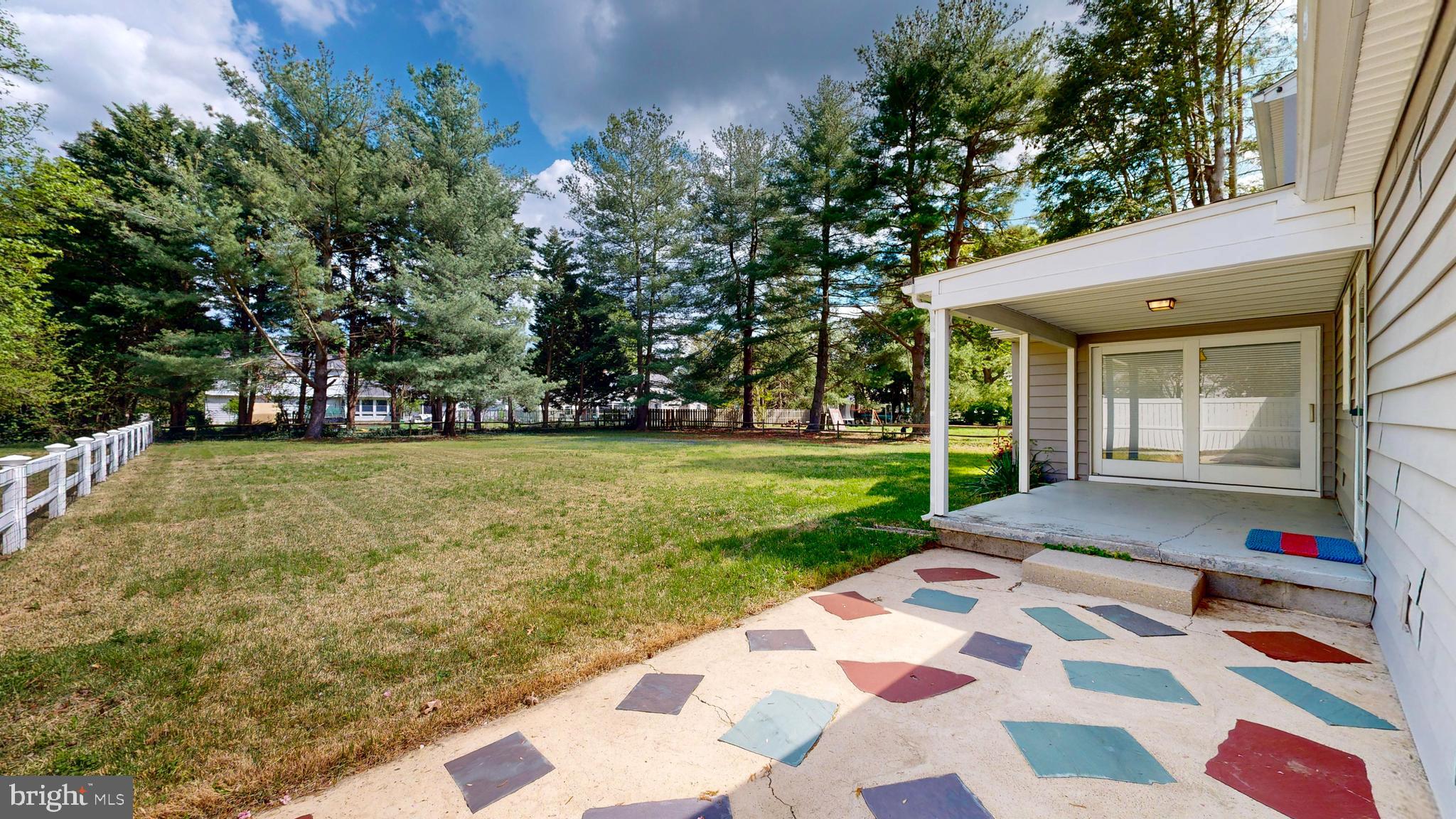 45 W FAIRFIELD DRIVE