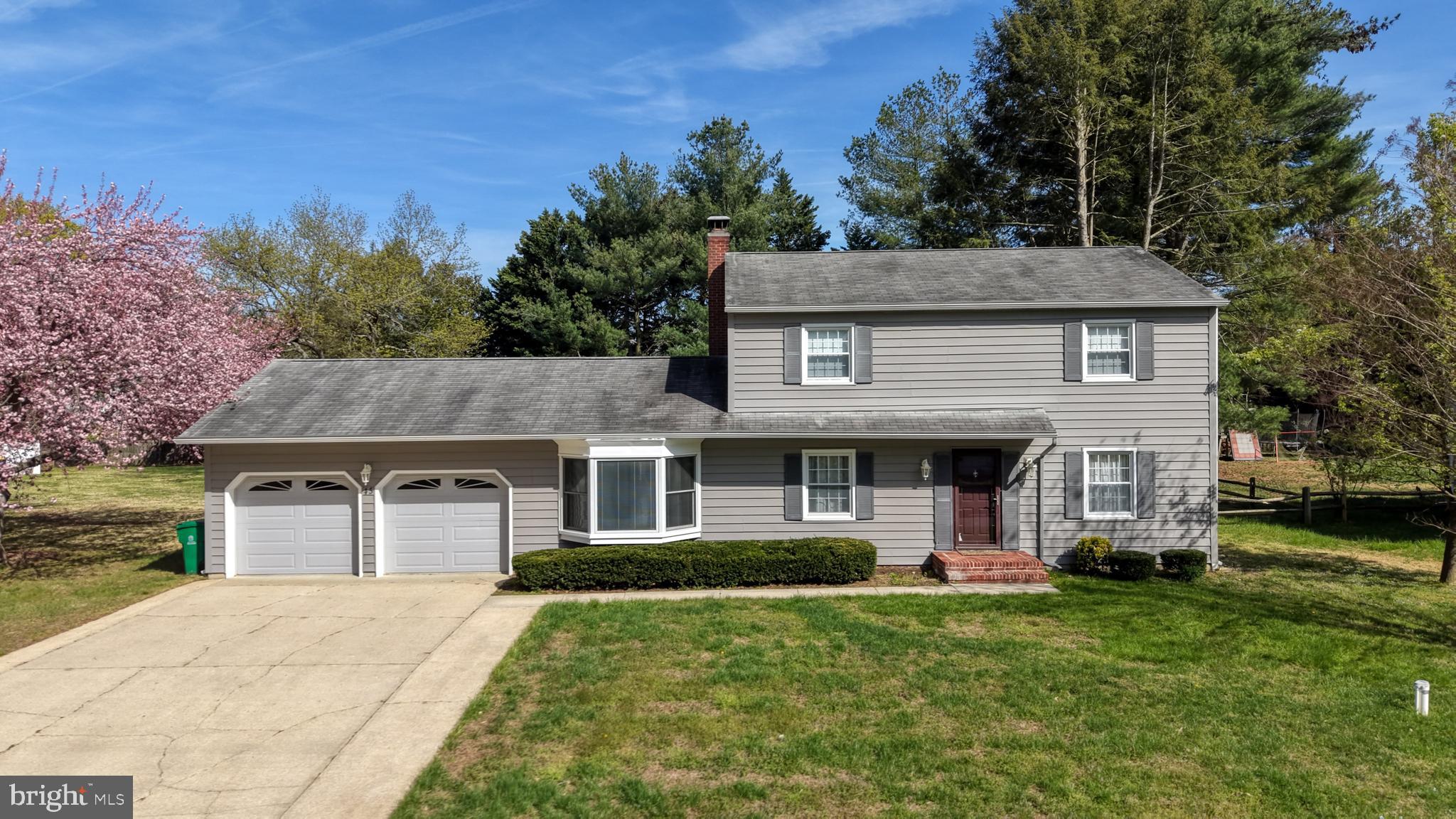 45 W FAIRFIELD DRIVE