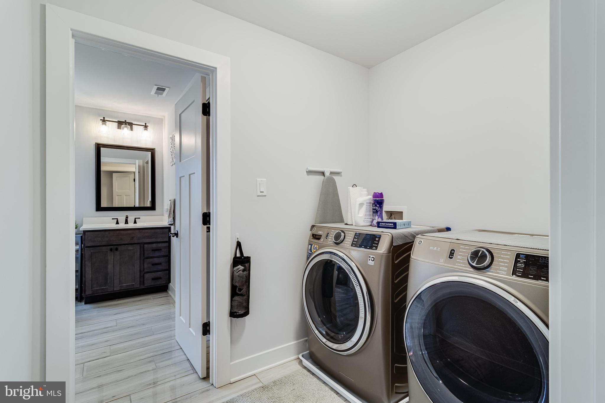 CLIFFTON ON THE POTOMAC - Residential