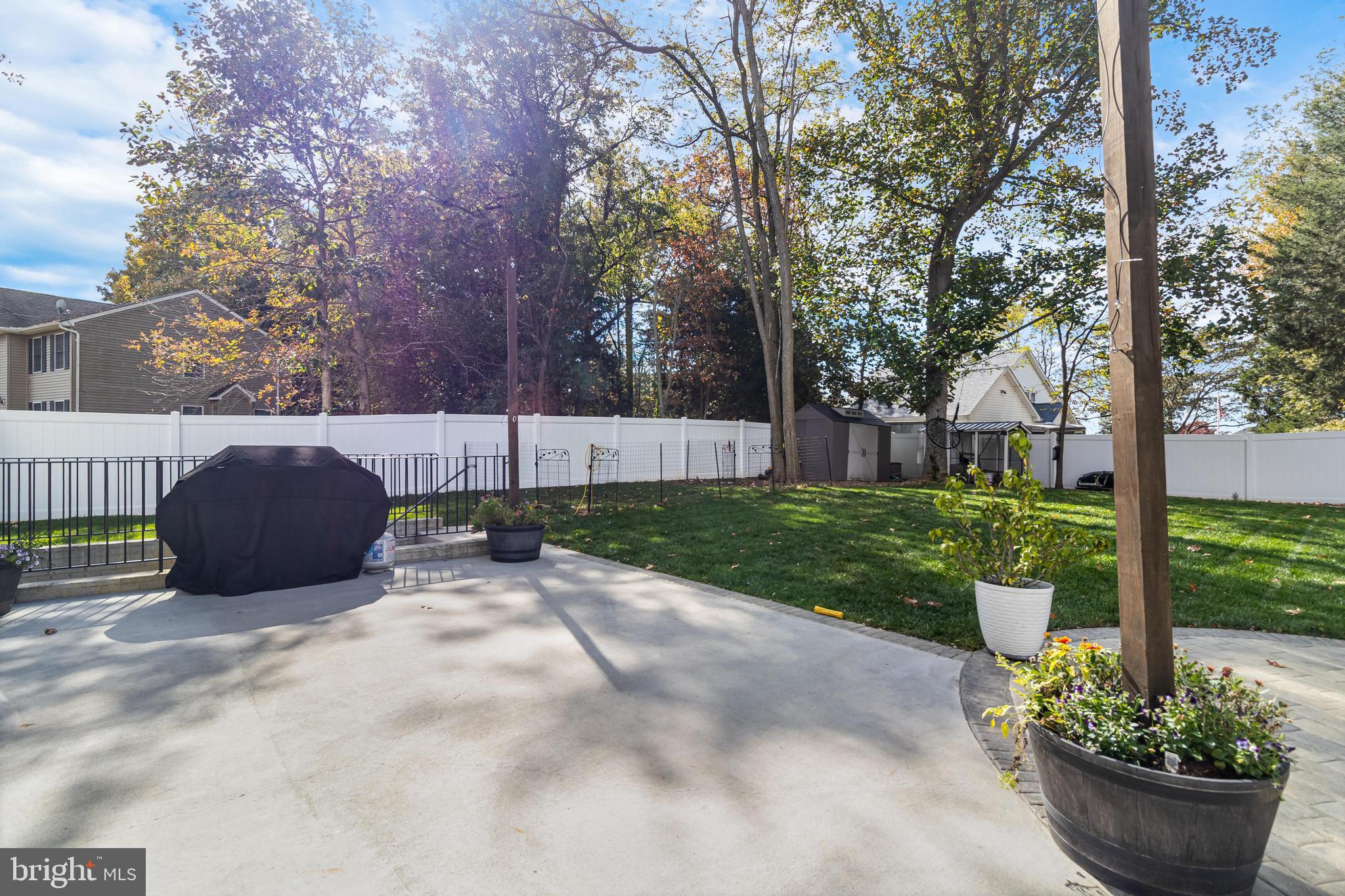 CLIFFTON ON THE POTOMAC - Residential