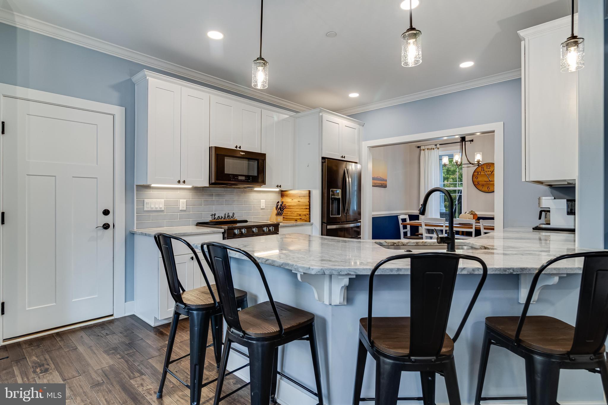 CLIFFTON ON THE POTOMAC - Residential