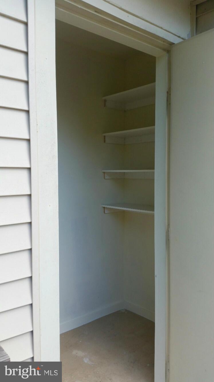 CEDARS OF WARRENTON - Residential Lease