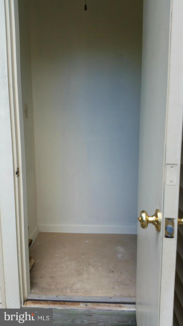 CEDARS OF WARRENTON - Residential Lease