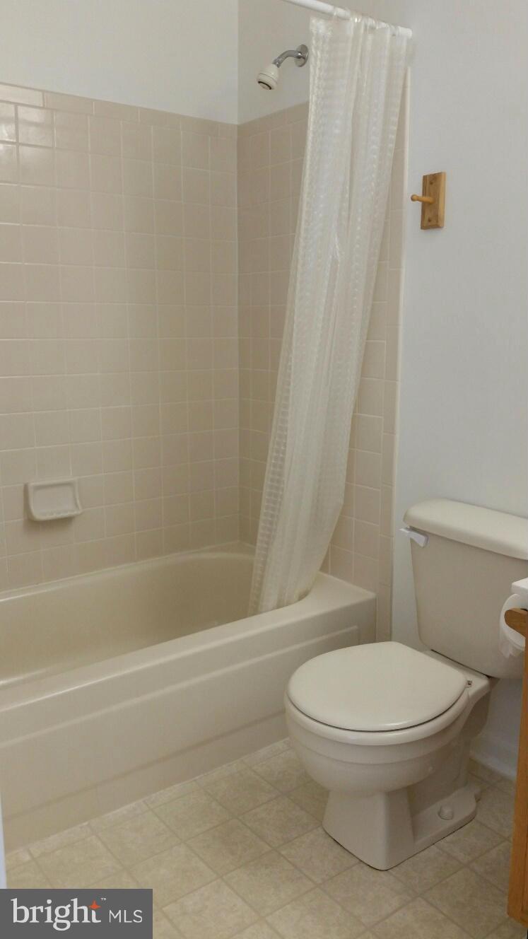 CEDARS OF WARRENTON - Residential Lease