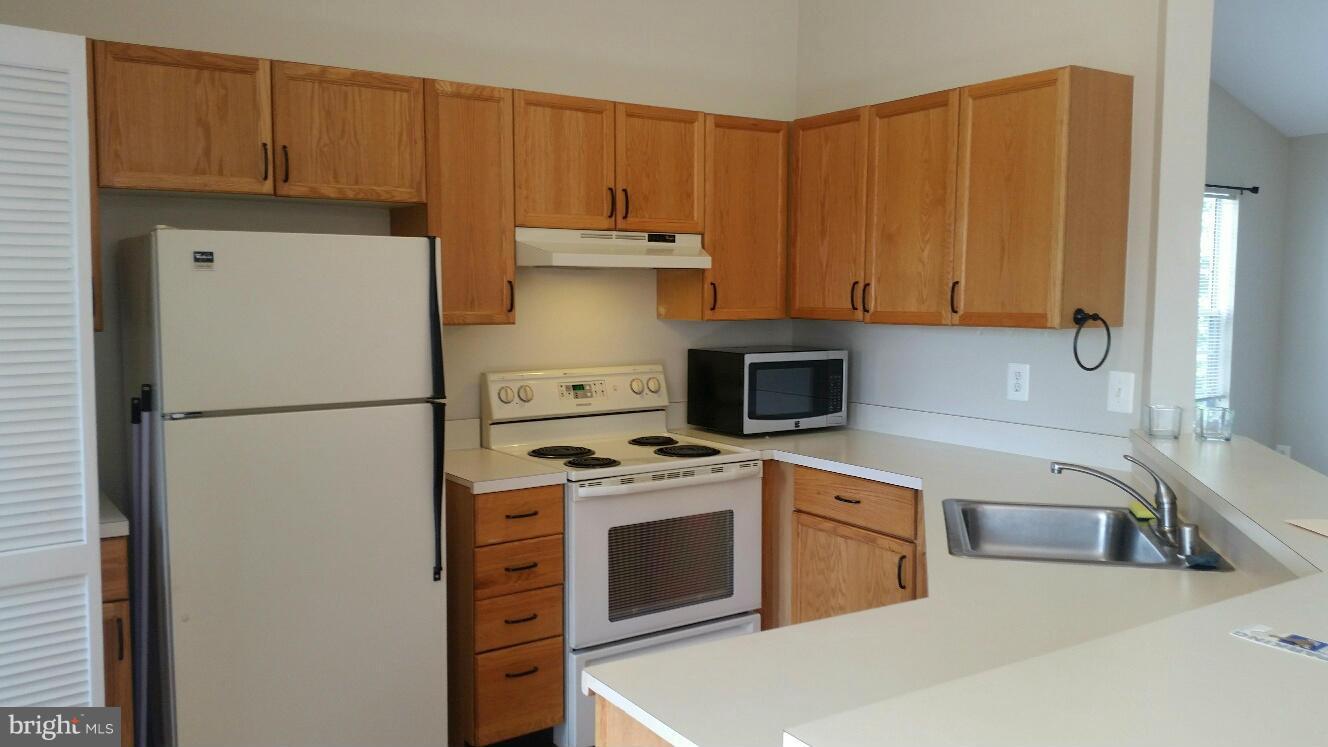 CEDARS OF WARRENTON - Residential Lease