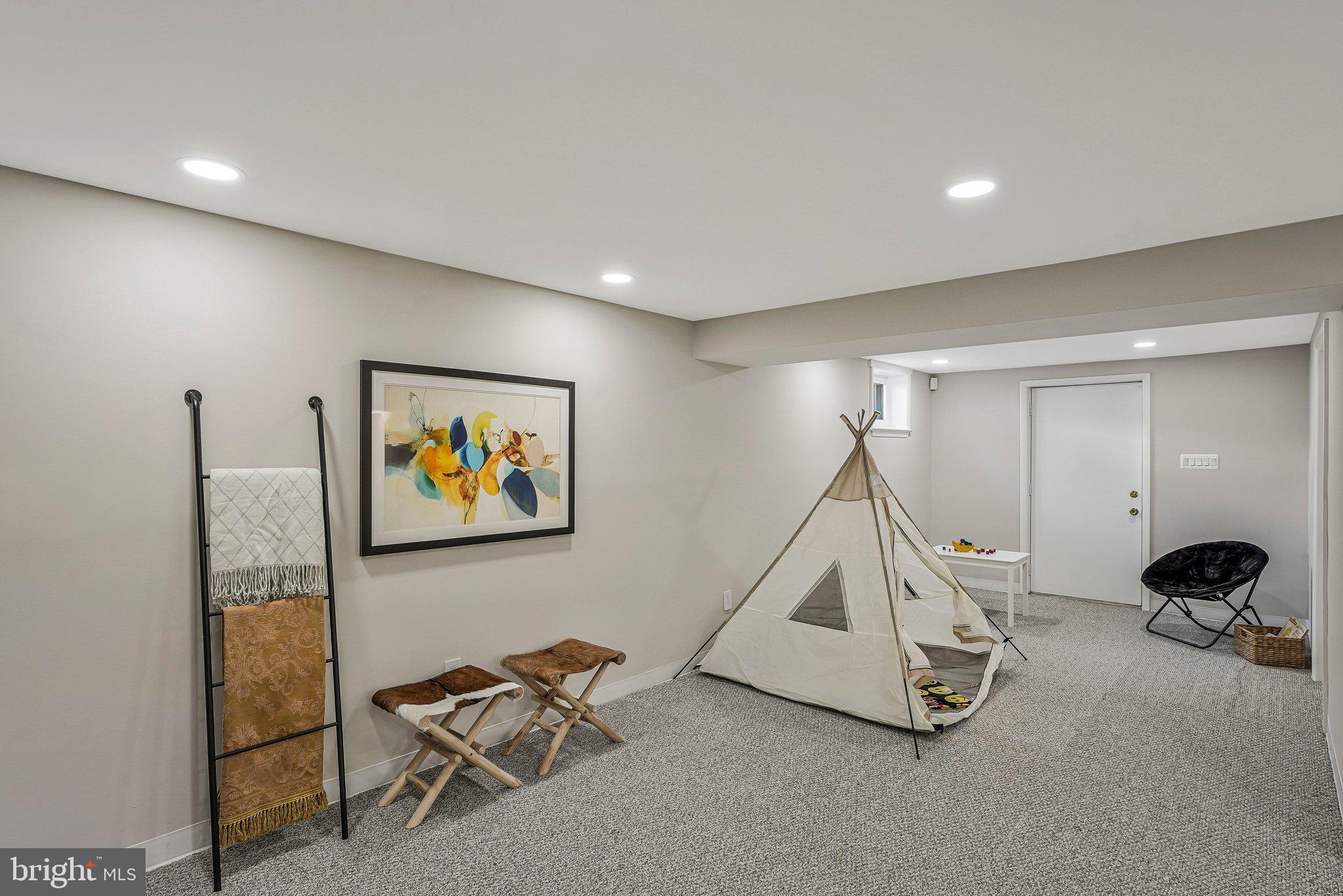 TYSONS GREEN - Residential