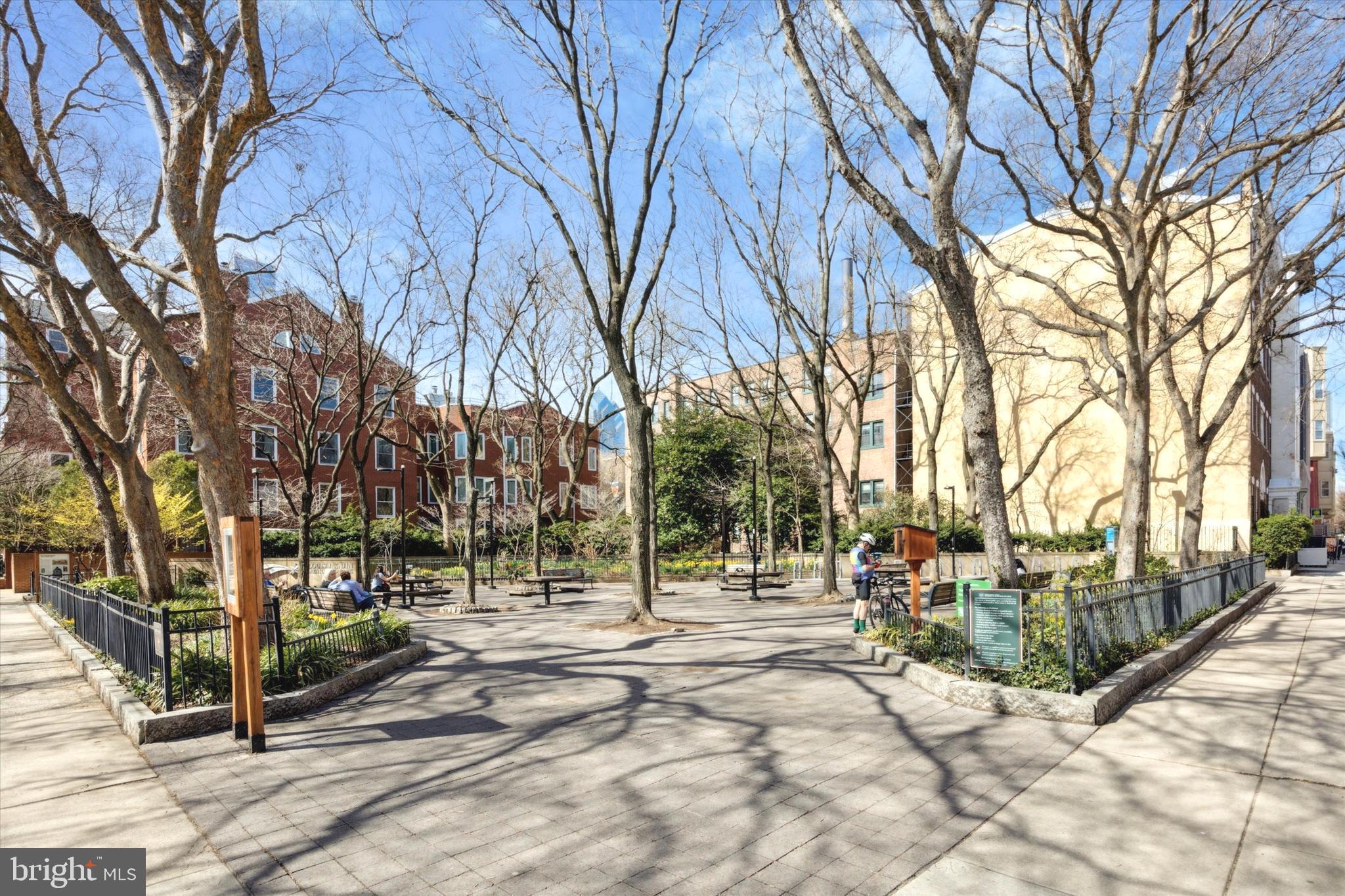 WASHINGTON SQ WEST - Residential