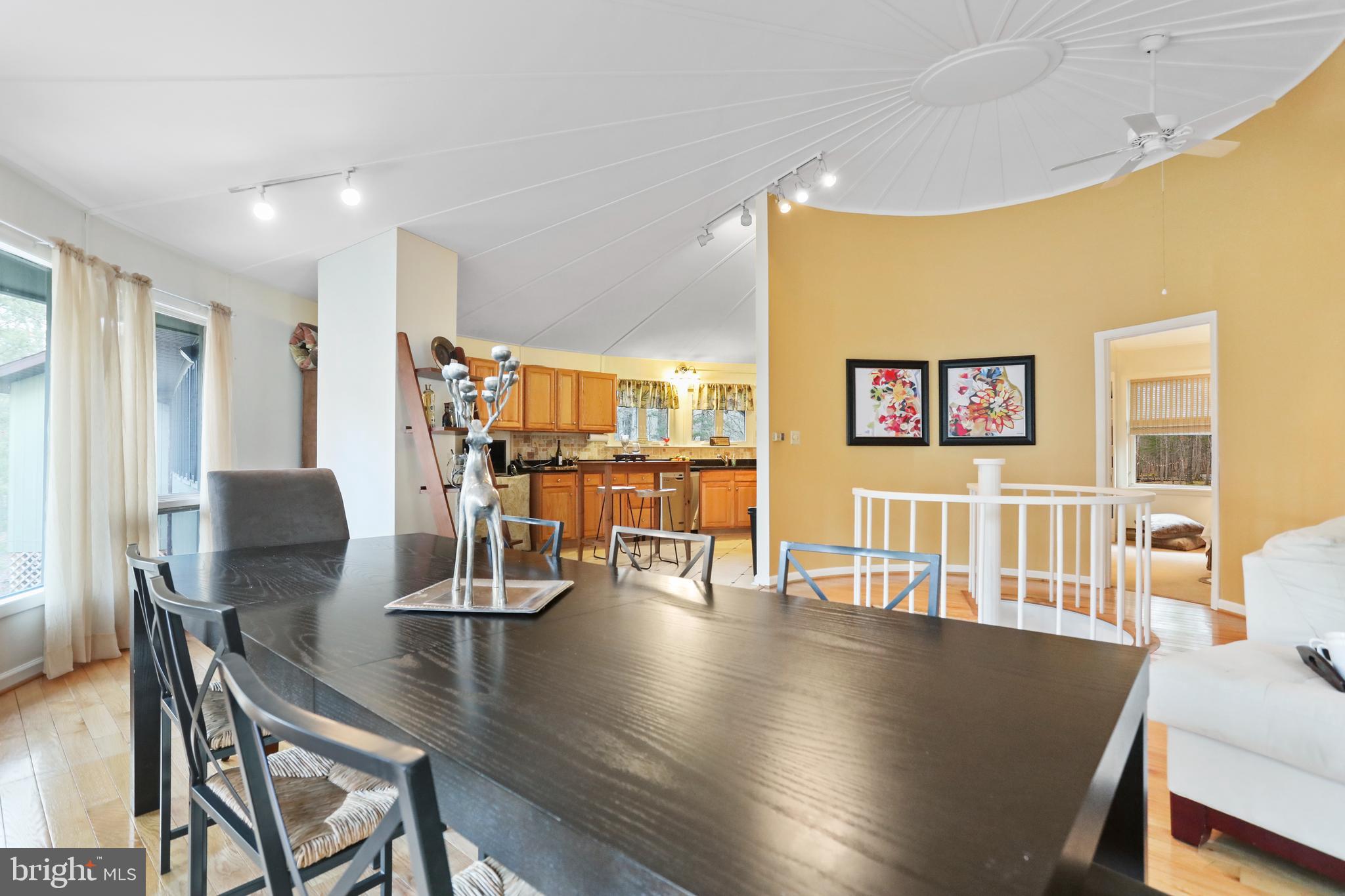 RIVER RIDGE - Residential