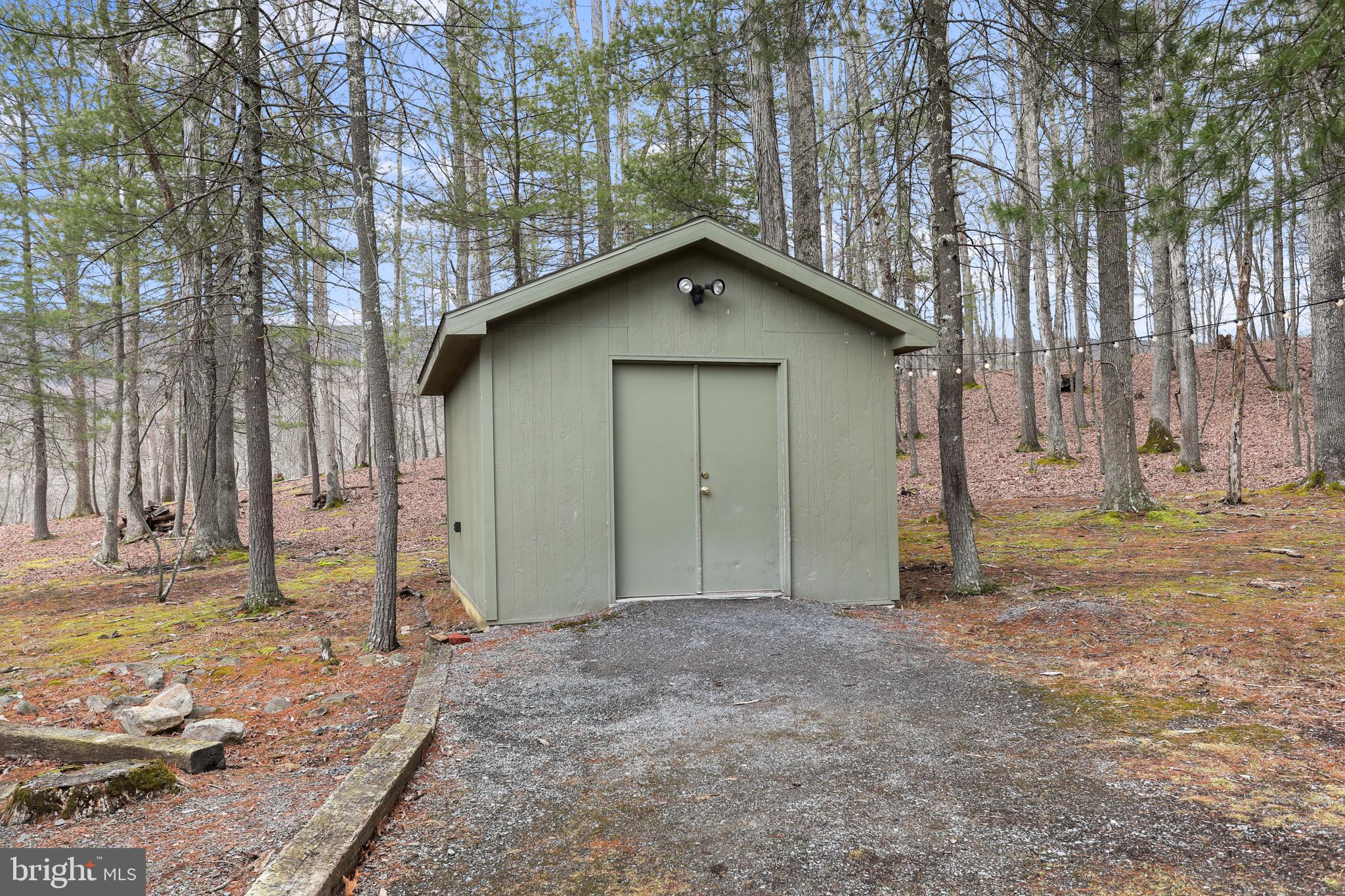 RIVER RIDGE - Residential