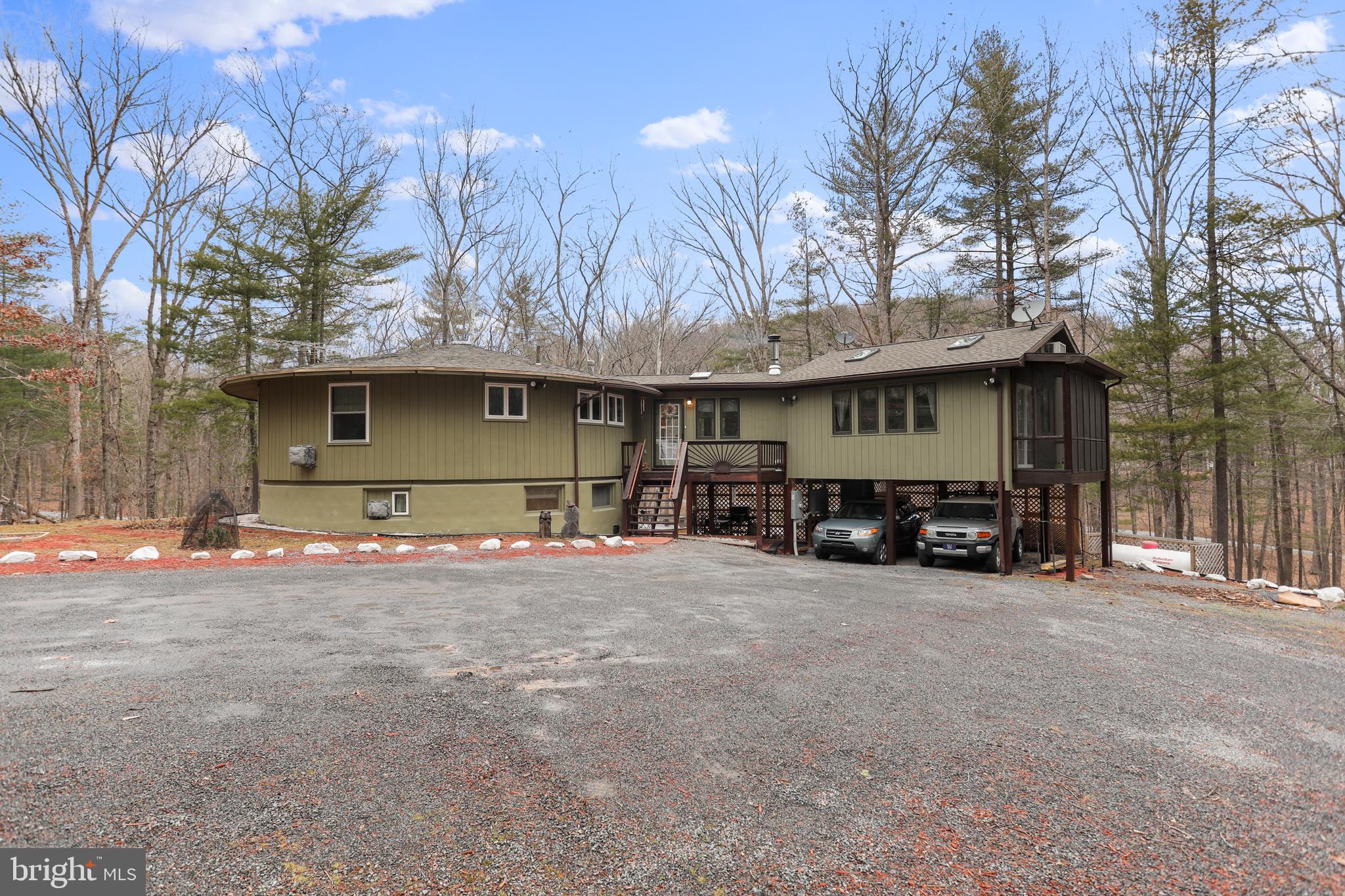 RIVER RIDGE - Residential