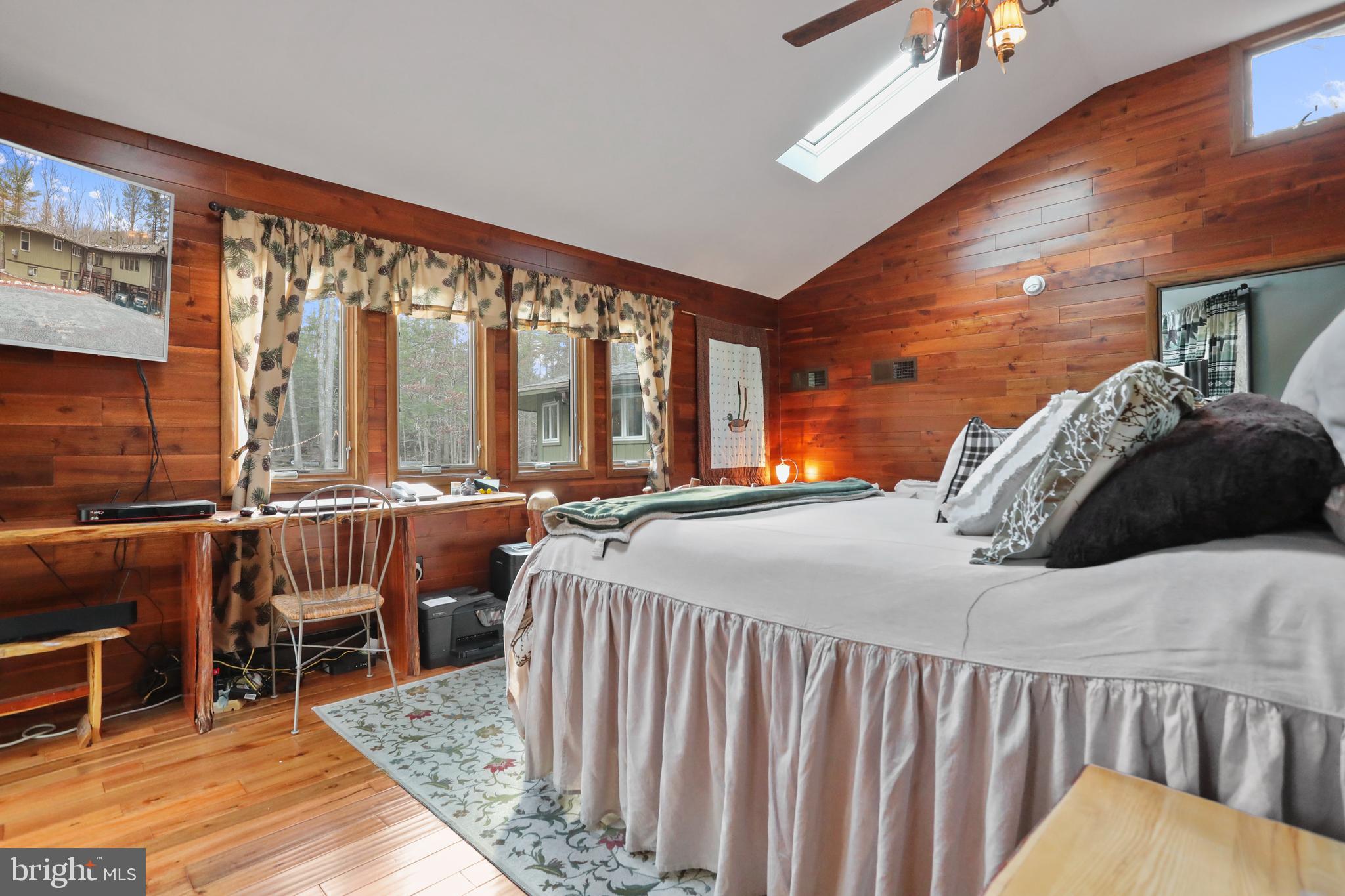 RIVER RIDGE - Residential