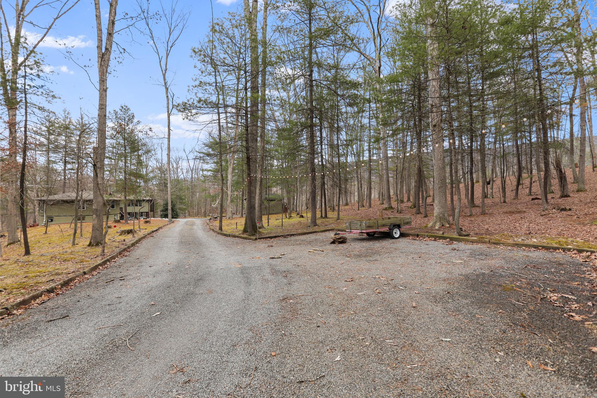 RIVER RIDGE - Residential