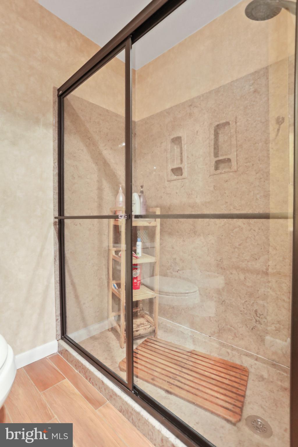 RIVER RIDGE - Residential