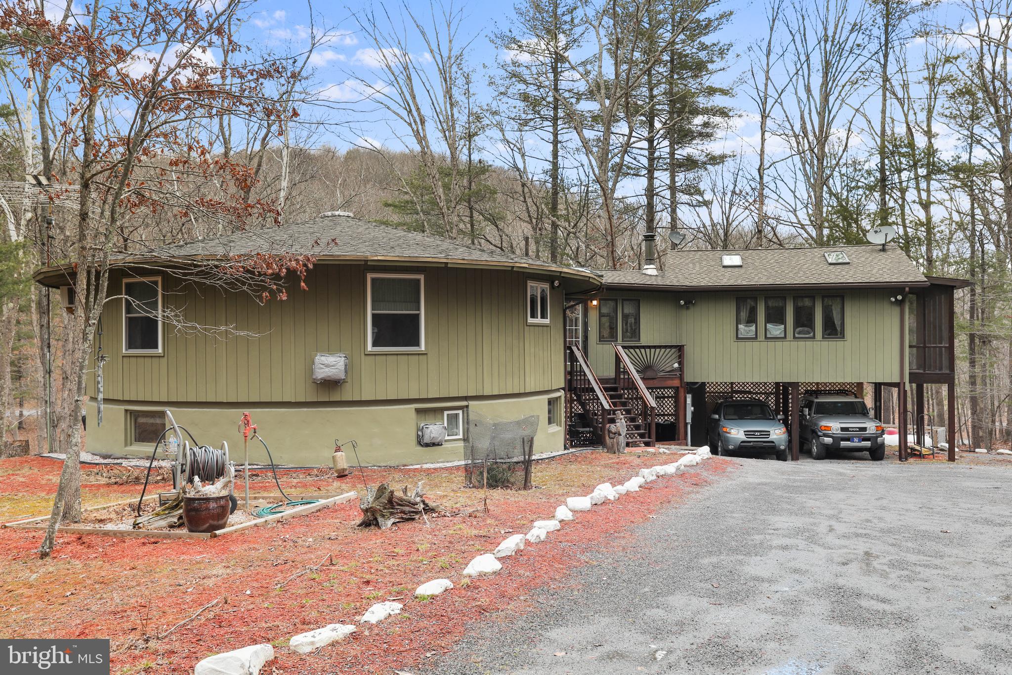 RIVER RIDGE - Residential