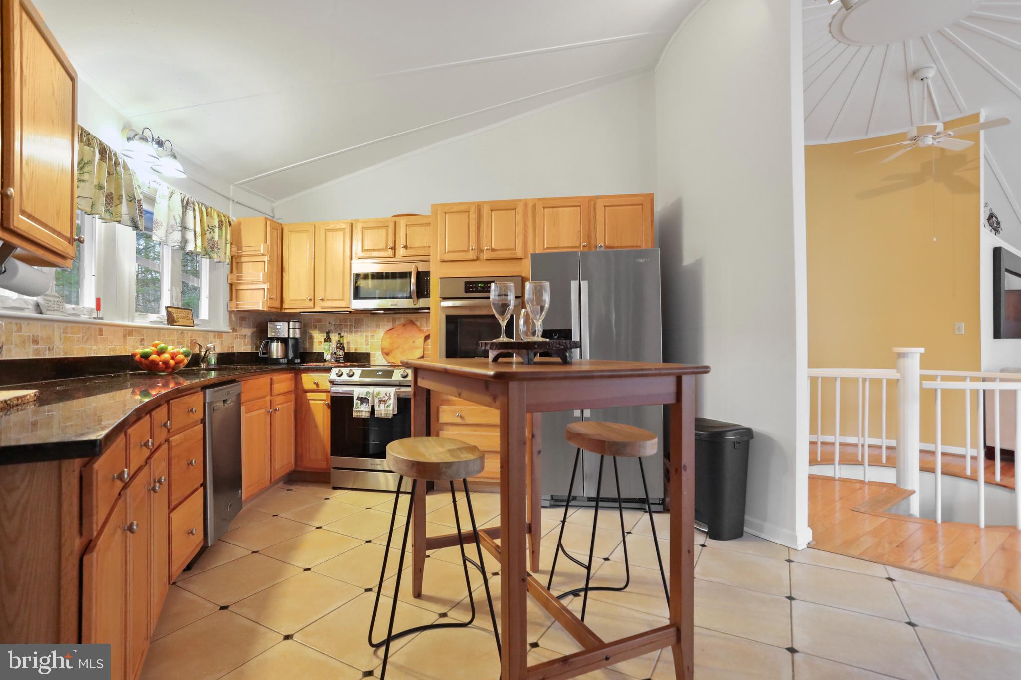 RIVER RIDGE - Residential