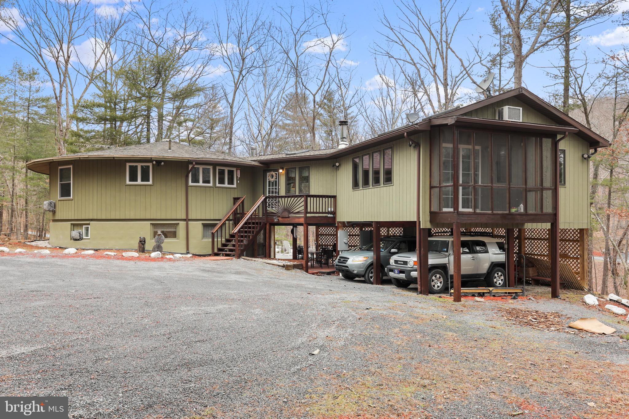 RIVER RIDGE - Residential