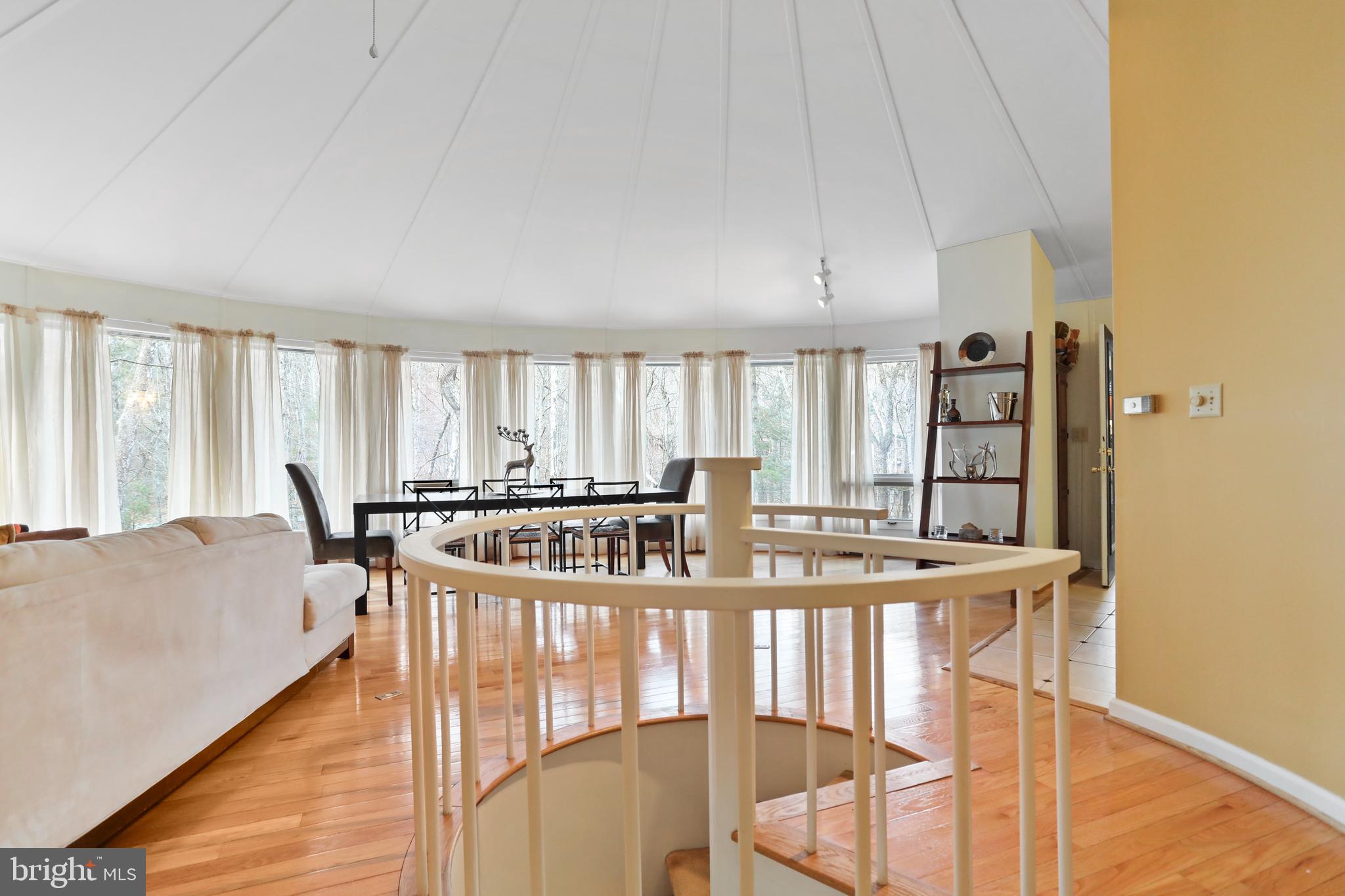 RIVER RIDGE - Residential