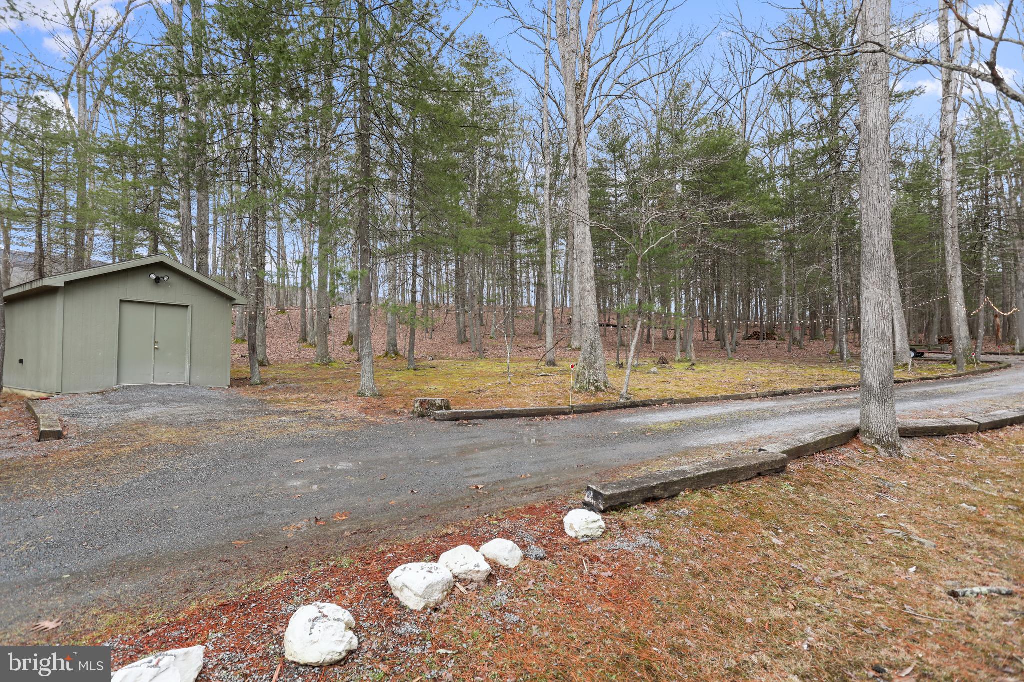 RIVER RIDGE - Residential