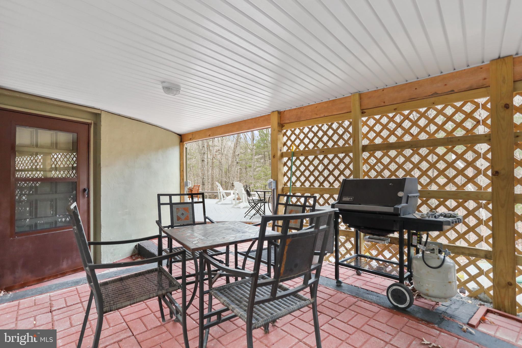 RIVER RIDGE - Residential