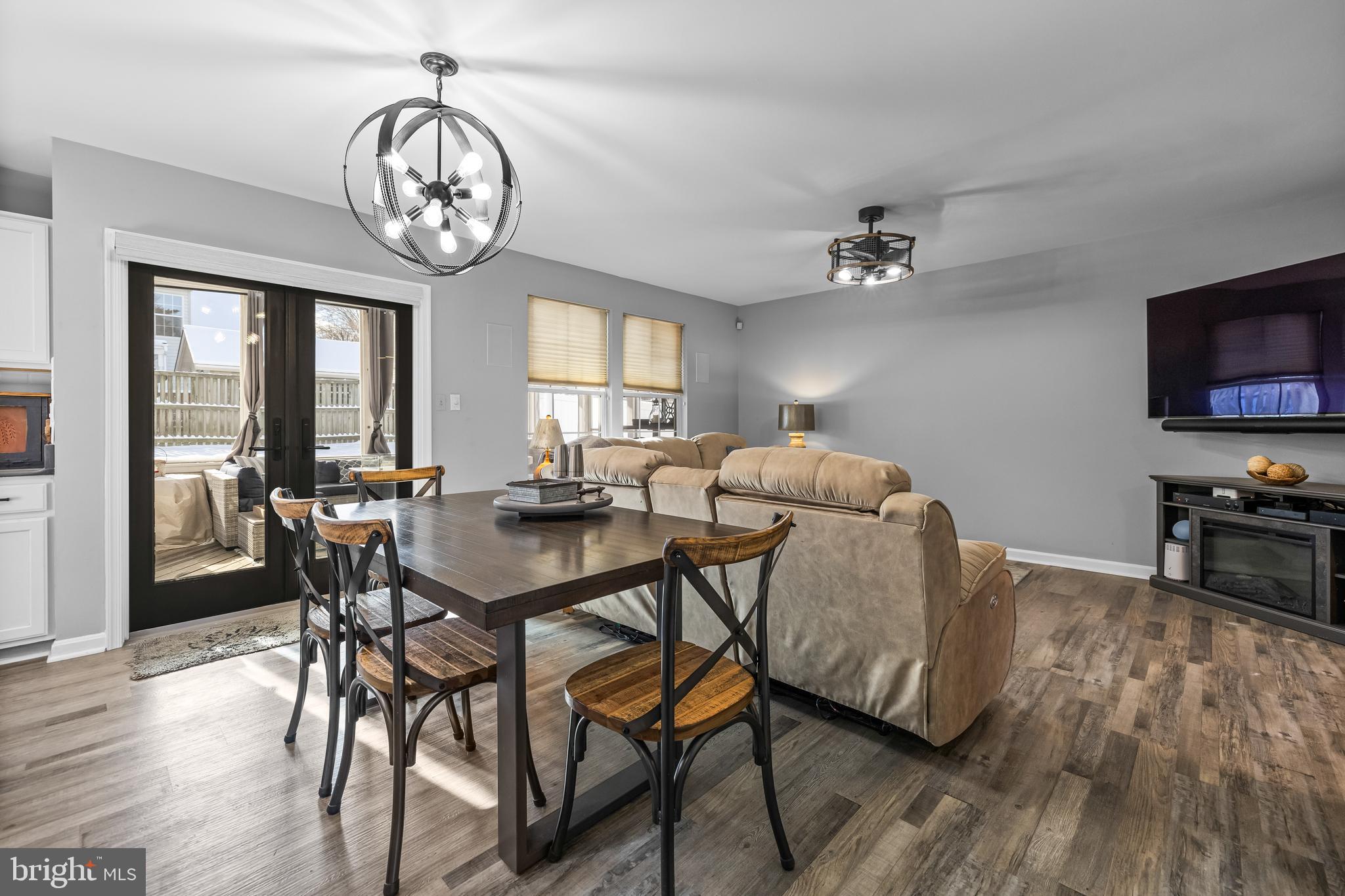 DEFLORA - Residential