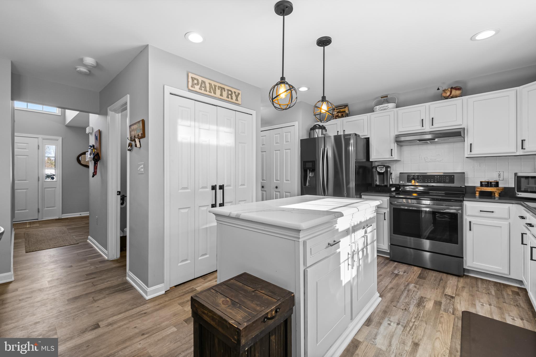 DEFLORA - Residential