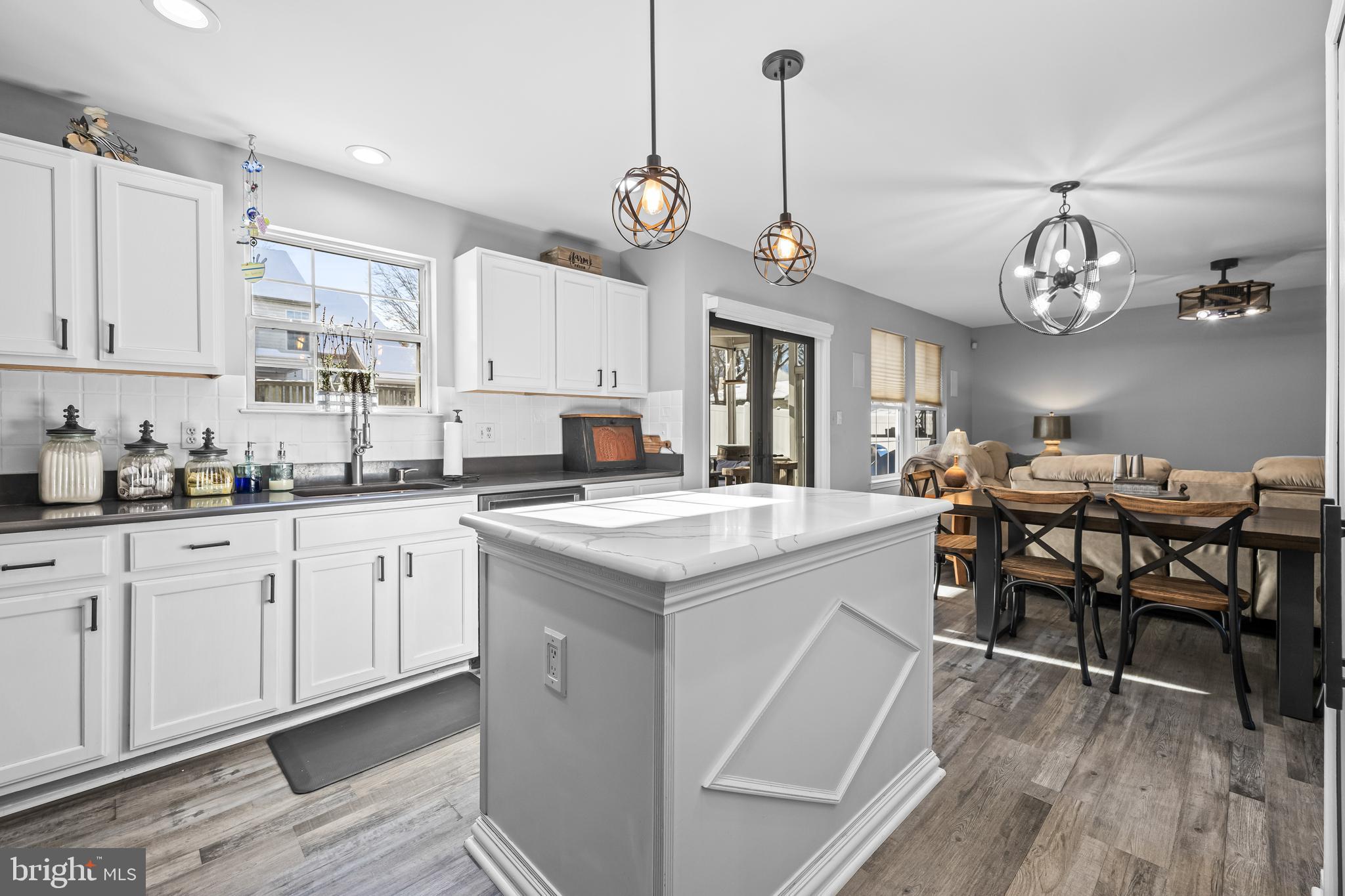 DEFLORA - Residential