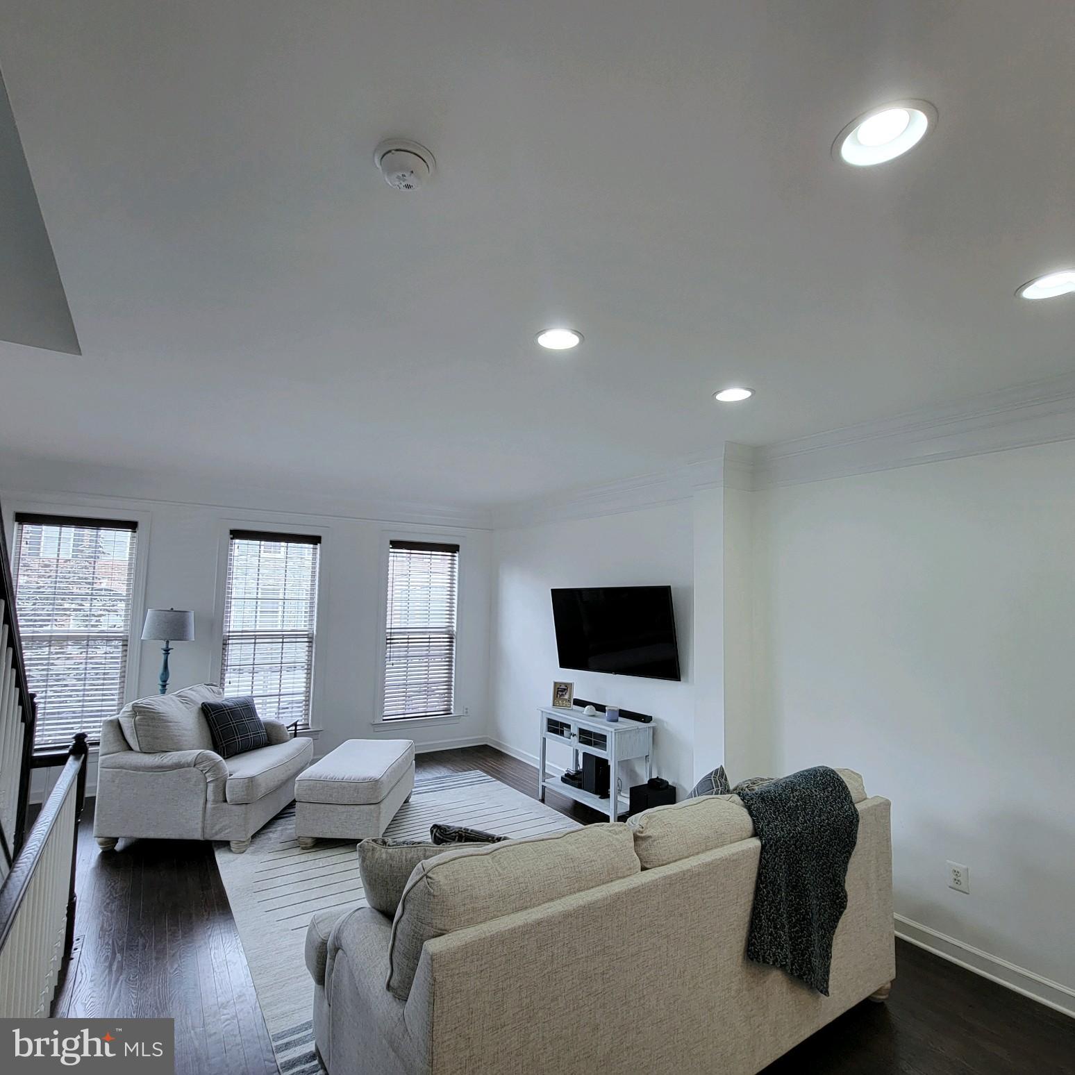 RIDGE TOP TERRACE - Residential