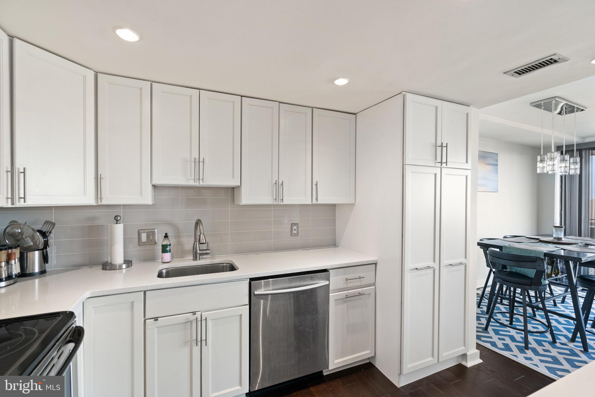 OLYMPUS INCL - Residential