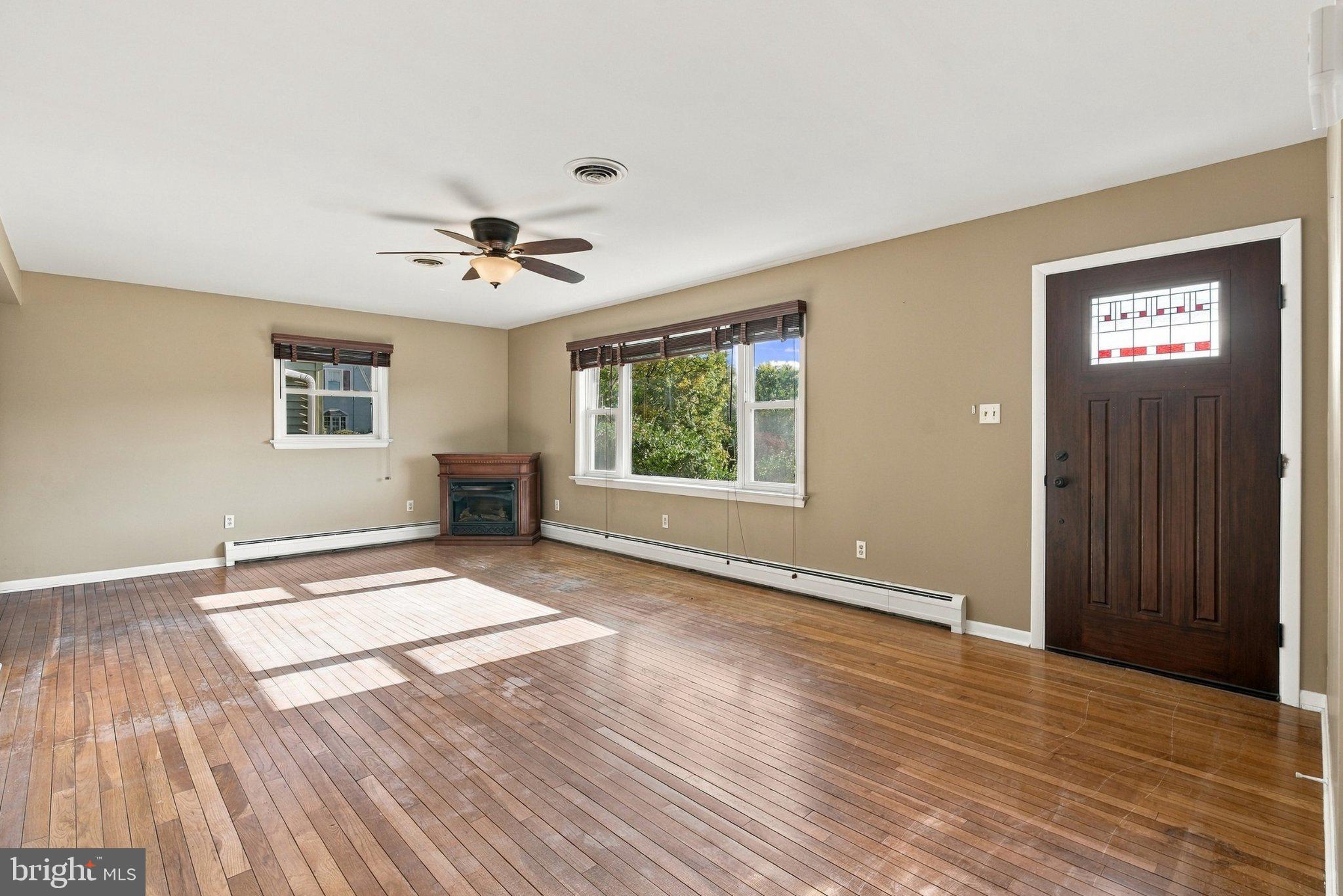 1712 FRIEDENSBURG ROAD