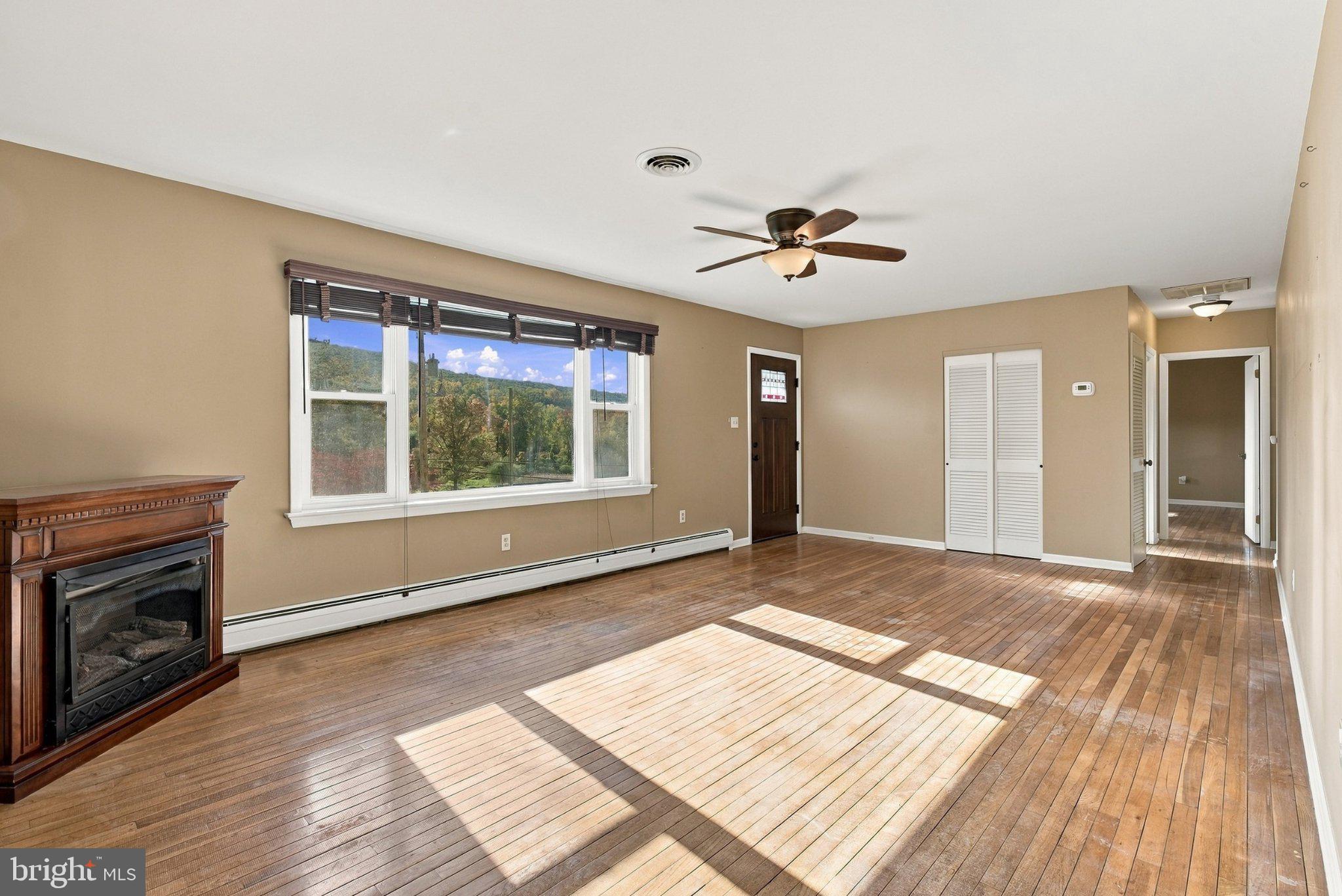 1712 FRIEDENSBURG ROAD
